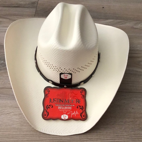 Limited Edition Justin Moore 